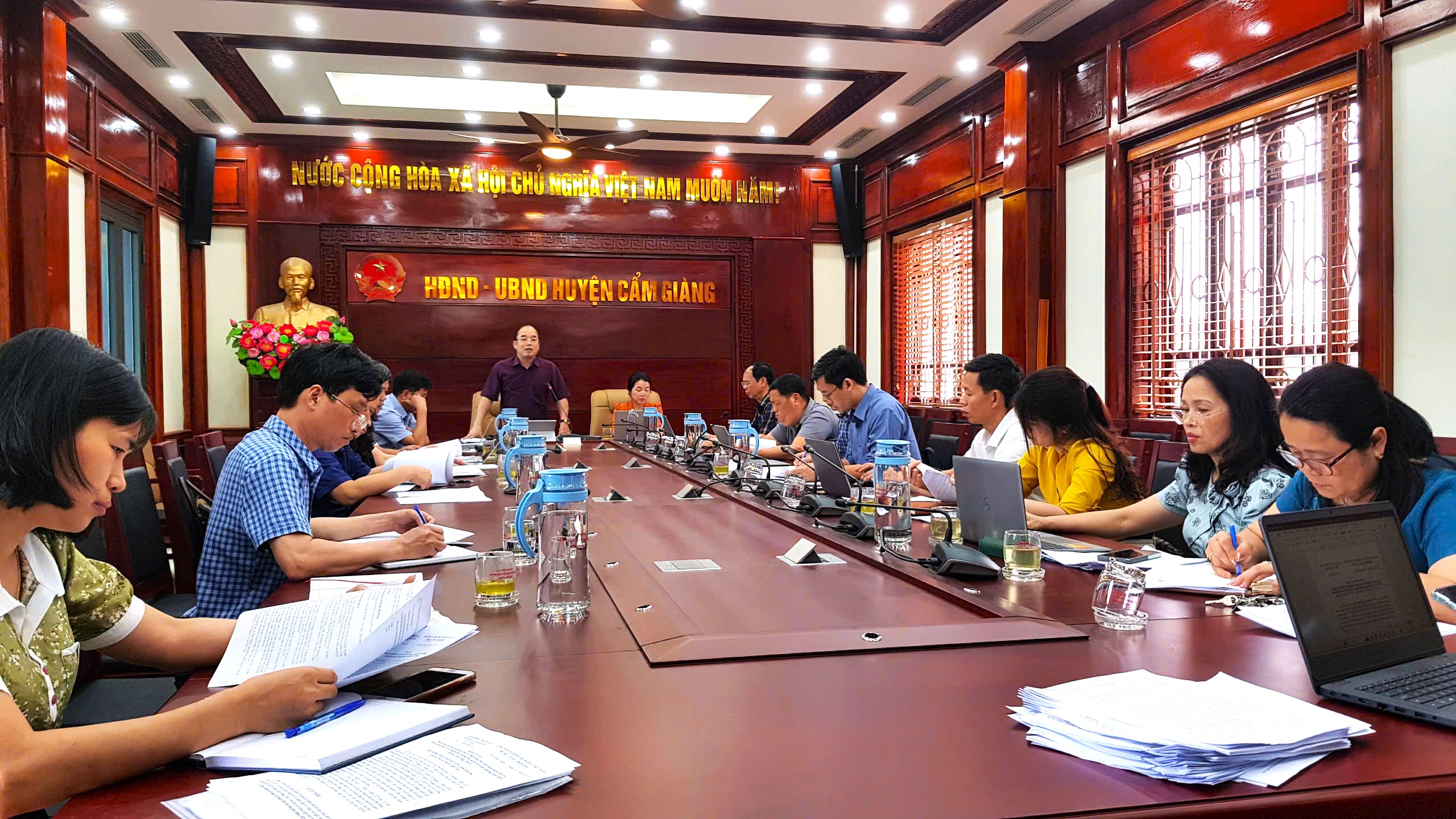 1 CAM GIANG HĐND LIÊN TỊCH.jpg