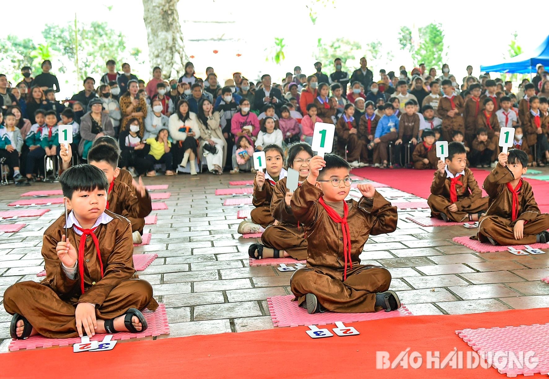 van-mieu-mao-dien(1).jpg