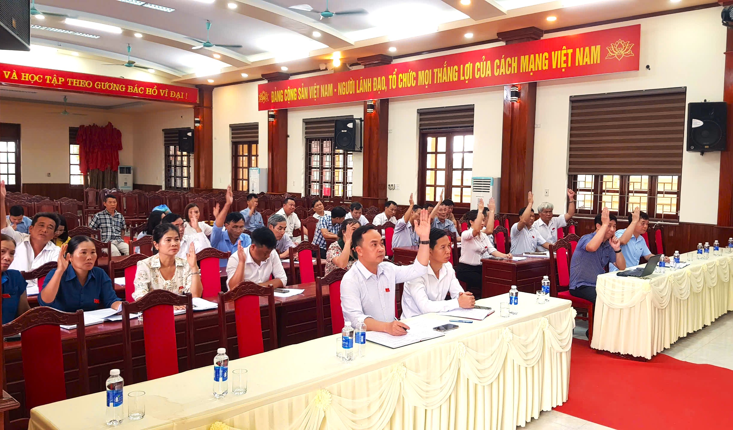 1 CAM GIANG HĐND CAO AN.jpg